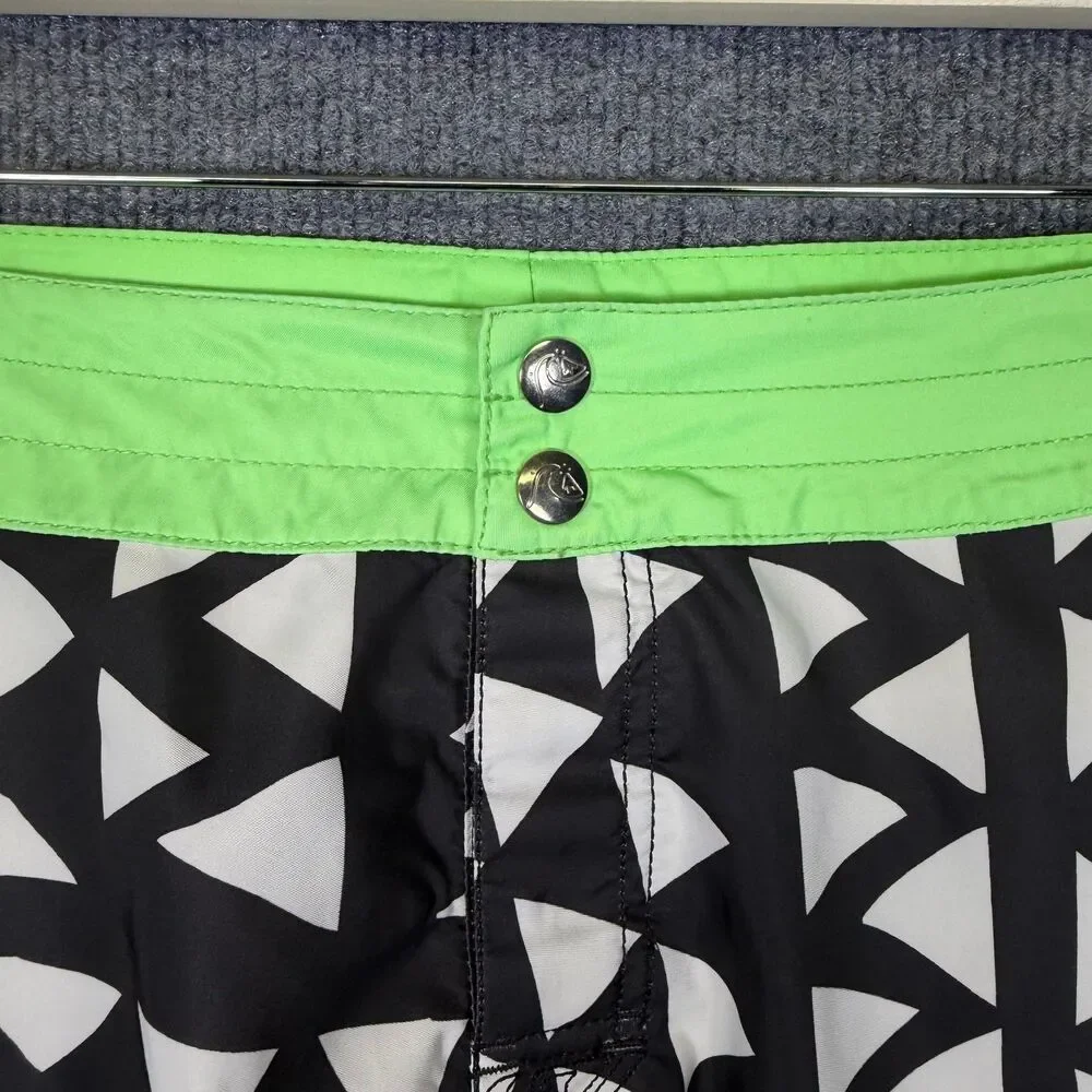 Quiksilver Mens Board Shorts Size 34 Black Neon Green Geometric Swim Trunks Surf